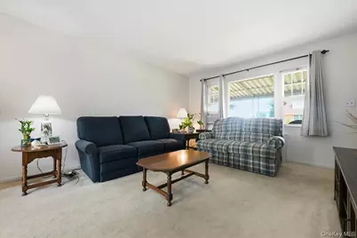 256 N Beech Street, Massapequa, NY 11758 - Photo 6