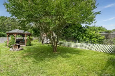 36 Balsam Drive, Medford, NY 11763 - Photo 42