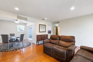 437 Commack Rd, Islip, NY 11751 - Photo 16