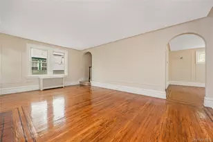 114-57 176th St, Jamaica, NY 11434 - Photo 4