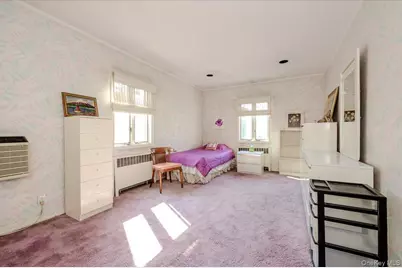 1080 Roselle Place, Woodmere, NY 11598 - Photo 16