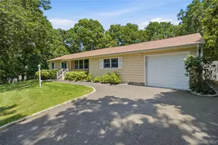 5 Columbine Ave, Hampton Bays, NY 11946 - Photo 32