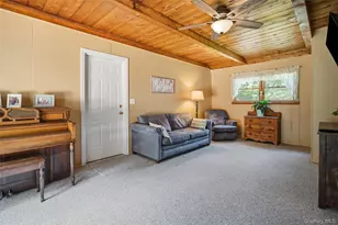 5 Columbine Ave, Hampton Bays, NY 11946 - Photo 8