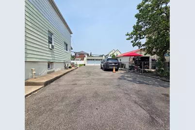 2241 Haviland Avenue, Bronx, NY 10462 - Photo 26