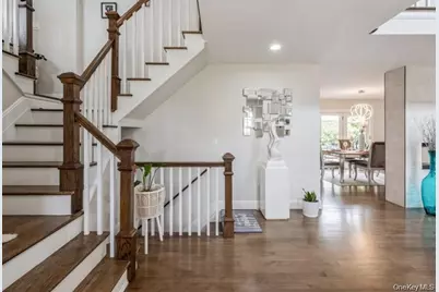 8 Hilltop Drive, Bayville, NY 11709 - Photo 6