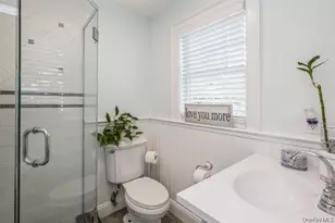 8 Hilltop Dr, Bayville, NY 11709 - Photo 18