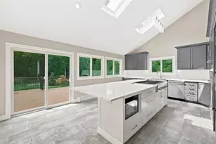 39 Ridge Rd, Hartsdale, NY 10530 - Photo 8