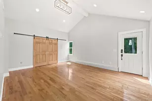 39 Ridge Rd, Hartsdale, NY 10530 - Photo 18