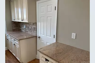 72-59 Little Neck Parkway #H-1, Glen Oaks, NY 11004 - Photo 6