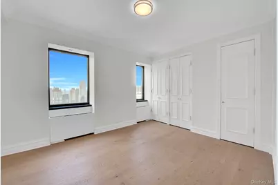 530 E 76th Street #34/35, New York, NY 10021 - Photo 34