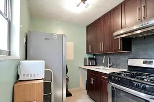 136-29 68th Dr, Flushing, NY 11367 - Photo 2