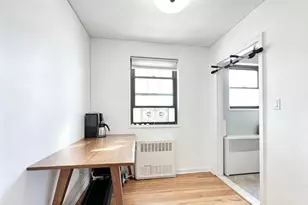 136-29 68th Dr, Flushing, NY 11367 - Photo 10