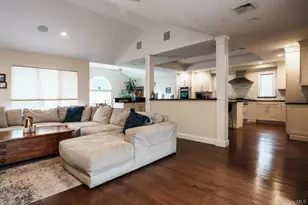 5 High Ct, Bayville, NY 11709 - Photo 6