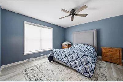 1407 Middle Road #277, Calverton, NY 11933 - Photo 10