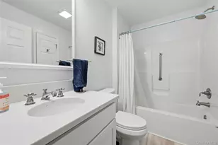 1407 Middle Rd, Calverton, NY 11933 - Photo 16