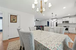 1407 Middle Rd, Calverton, NY 11933 - Photo 6