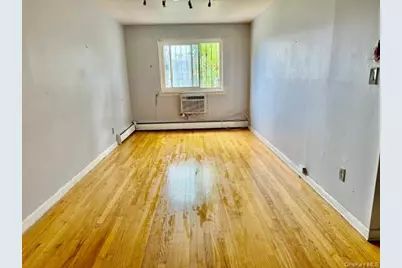 6268 Mount Olivet Crescent, Middle Village, NY 11379 - Photo 14