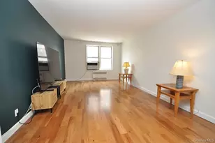 491 Riverdale Ave, Yonkers, NY 10705 - Photo 10