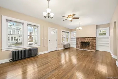 29 S 15th Avenue #1, Mount Vernon, NY 10550 - Photo 1
