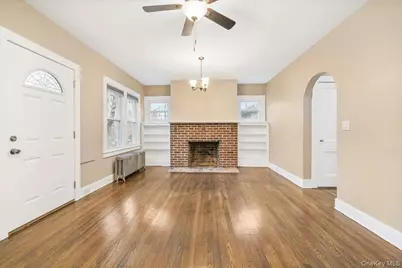 29 S 15th Avenue #1, Mount Vernon, NY 10550 - Photo 2