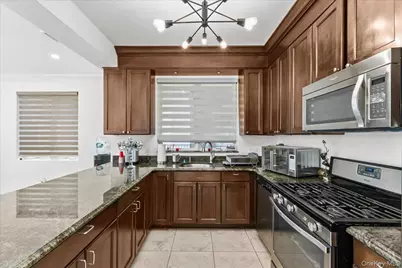 11A Forest Lane, Great Neck, NY 11024 - Photo 16