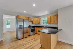 1470 Claas Ave, Holbrook, NY 11741 - Photo 24