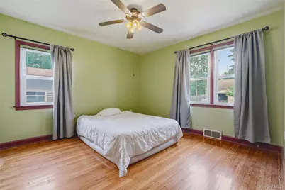 2 Hennessey Place, Poughkeepsie, NY 12601 - Photo 12