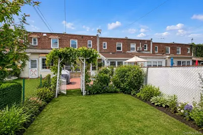 15150 11th Avenue, Whitestone, NY 11357 - Photo 18