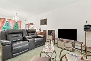 55 Sutton Park Rd, Poughkeepsie, NY 12603 - Photo 6