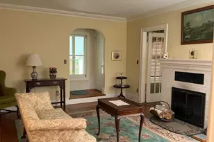 44 Muirfield Rd, Rockville Centre, NY 11570 - Photo 4