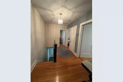 44 Muirfield Road, Rockville Centre, NY 11570 - Photo 12