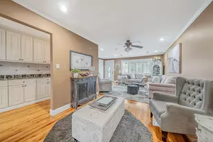 835 Pease Ln, West Islip, NY 11795 - Photo 16