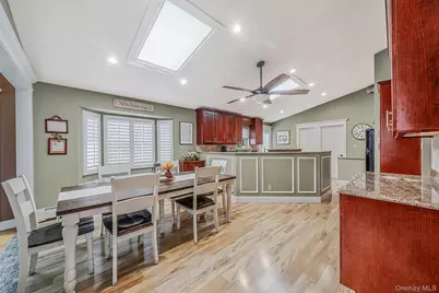 835 Pease Lane, West Islip, NY 11795 - Photo 24