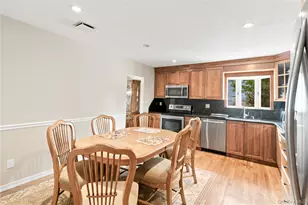 6 Navy Dr, Smithtown, NY 11787 - Photo 14