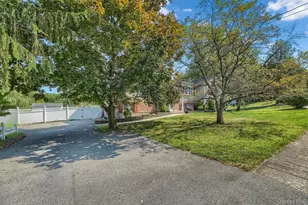 7 Briarwood Ave, Monroe, NY 10950 - Photo 2