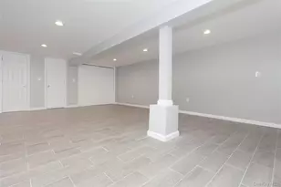 72 Edgewater Park Dr, Bronx, NY 10465 - Photo 28