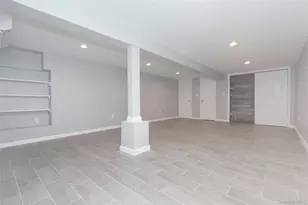 72 Edgewater Park Dr, Bronx, NY 10465 - Photo 18
