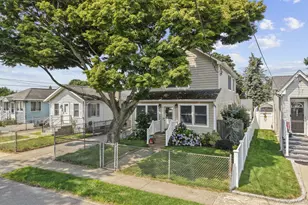 81 Wilson Ave, Amityville, NY 11701 - Photo 2