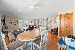 81 Wilson Ave, Amityville, NY 11701 - Photo 14