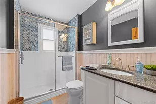 81 Wilson Ave, Amityville, NY 11701 - Photo 18