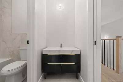13 Gwen Lane #202, Monsey, NY 10952 - Photo 22