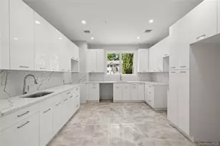 13 Gwen Ln, Monsey, NY 10952 - Photo 4