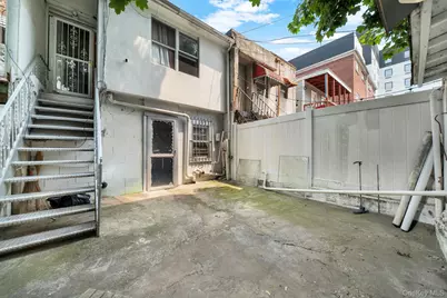 1029 Wheeler Avenue, Bronx, NY 10472 - Photo 20