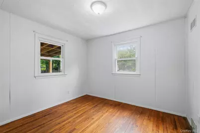 35 Lake Drive, Greenwood Lake, NY 10925 - Photo 18