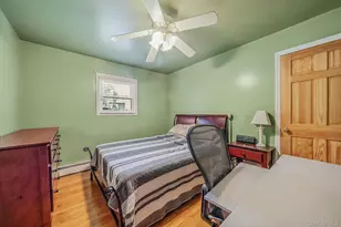 523 Livingston St, Westbury, NY 11590 - Photo 18