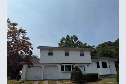 2 Valley Forge Drive, Wheatley Heights, NY 11798 - Photo 1