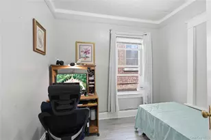 953 E 227th St, Bronx, NY 10466 - Photo 10