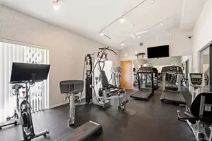 113 Scarlett Dr, Commack, NY 11725 - Photo 32