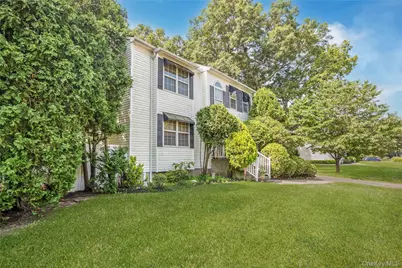 10 Gaetano Lane, Coram, NY 11727 - Photo 2