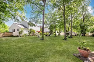 10 Gaetano Ln, Coram, NY 11727 - Photo 28